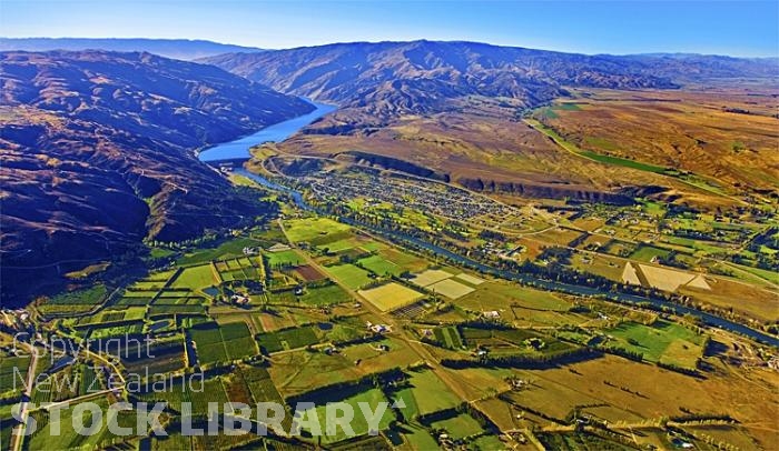 Aerial;Clyde;Otago;Clutha River;Clyde Dam