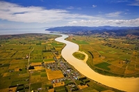 Aerial;Thames;Waihou_River;Coromandel;sandy_beaches;bachs;holiday_homes;blue_sky