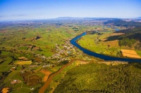 Aerial;Taupiri;Waikato_River;suburburban;bridge;green_fields;River;bridge;Hakari