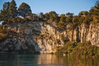 Taupo;Trout_Fishing;South_Waikato;Lake_Taupo;Waikato_river;jet_boating;tourists;