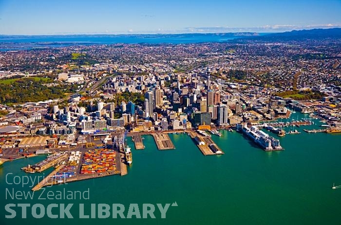 Aerial;Auckland Central;Harbourfishing;boating;speed boating;Beach;sandy beach;homes;swimming;Auckland Harbour;Harbour Bridge;Sky Tower;Herne Bay;freemans Bay;Waitemate Harbour;Devonport;North Head;Birkenhead;ships;Ponsonby;Parnell;New Zealand photography