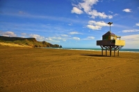 Auckland;Bethells_Beach;Life_Savers_hut;West_Coast_Beaches;sea_fishing;fishing;a
