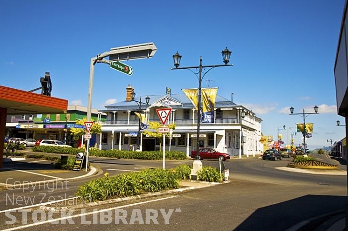 Waihi;Bay of plenty;Gold mine;gold mining;open pit miming;open cast mining;kiwi fruit orchards;kiwi fruit;kiwi fruit growing;agriculture;agricultural centre;arable farming;Down Town;road signs;street signs;lamp posts