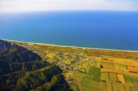 Aerial;Matata;Bay_of_plenty;Whakatane_River;kiwi_fruit_orchards;kiwi_fruit;kiwi_