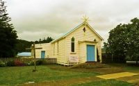 Coromandel;sandy_beaches;bachs;holiday_homes;blue_sky;blue_sea;bush;native_forre