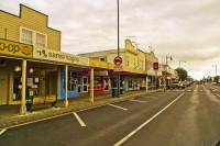 Thames;Coromandel;sandy_beaches;bachs;holiday_homes;blue_sky;blue_sea;bush;nativ