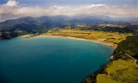 aerial;Hicks_Bay;blue_sea;blue_sky;sandy_beaches;sea;sea_fishing;harbour;bachs;F