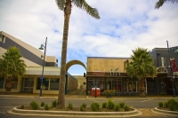 Gisborne;Turanganui_River;industrial_buildings;suburburban;Hospital;bridge;Garde