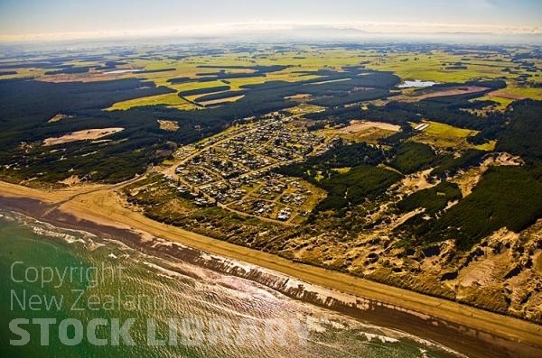 Aerial;Himatangi Beach;Kapiti Coast;sandy beaches;golden sand;horticulture;agriculture;market gardens;Tararua Ranges;native forest;Blue sky;blue sea;tramping tracks;Fishing;boating;New Zealand photography