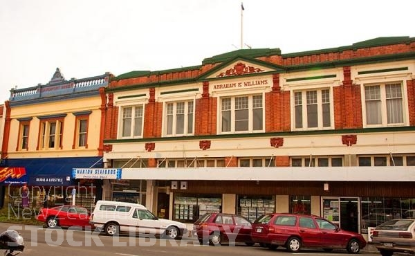 Marton;Manawatu;agriculture;agricultural centre;Captain Cook Statue;Captain Cook;Main St