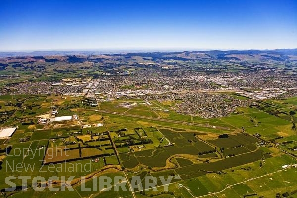 Aerial;Palmerston North;Manawatu;agriculture;agricultural centre;airport;university;Manawatu River;Airport;Tararua Ranges