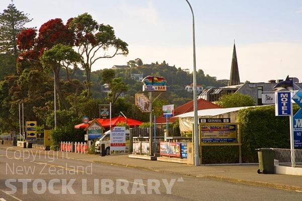 Paihia & Opua;Northland;boating;al fresco eating;out door eating;harbour;blue sky;Pohutakawa tree;Paihia Cafe Strip