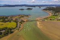 Paihia_Opua;Northland;boating;al_fresco_eating;out_door_eating;harbour;blue_sky