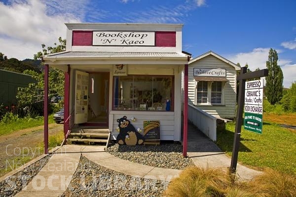 Kaeo;Northland;Kaeo River;Kaeo Book Shop;beehive crafts;beehive