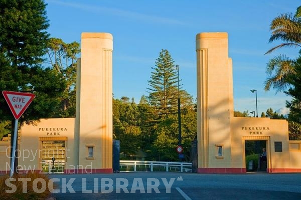 New Plymouth;Taranaki;Pukekura Park Gates;Pukekura Park;Gates;late light;Pukekura Park;cricket ground;cricket;ground