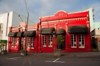 New_Plymouth;Taranaki;Down_Town;Andre_Restaurant;1870_building;red_building