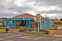 Opunake;Taranaki;churches;school;cafes;murals;sculptures;post_office;shops;Dream