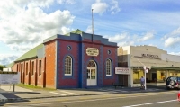 Dannevirke;Tararua;cafes;sculptures;post_office;shops;clock_tower;church;neo_cla