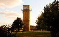 Cambridge;War_Memorial_Tower;War_Memorial_clock_Tower;Neo_Classical_building;Neo