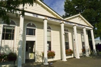 Carterton;Carterton_District_Library;Wairarapa;Neo_Classical_building;native_for