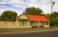 Greytown;Wairarapa;Antiques;Jane_Waklins_Cottage;native_forest;sheep;sheep_shear