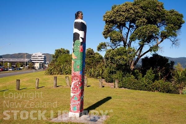 Petone;Hutt Valley;Celebratory marker;Treaty of Waitangi;Bryce Manukonga;Pou Whenua