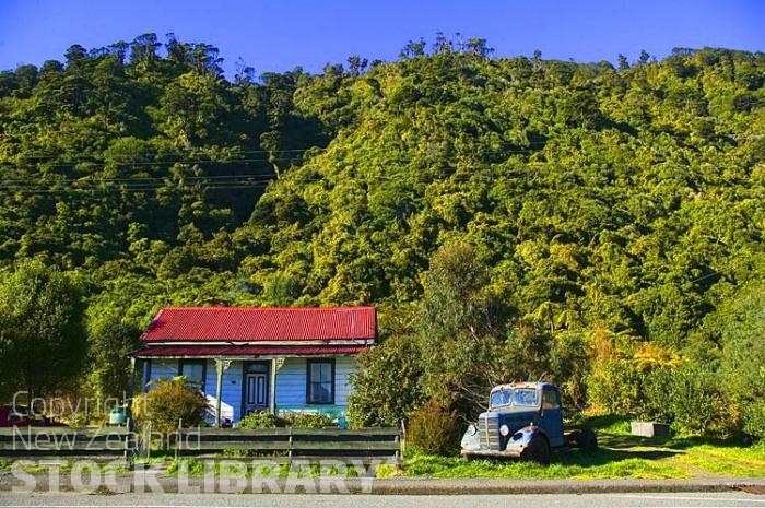 Granity;West Coast;cliffs;bluffs;blue sky;blue sea;bush;native forrest;Rail line;coal mining;coal mine;Tasman sea;Granity;antiquity;house;truck;old truck;rusty truck;rusty