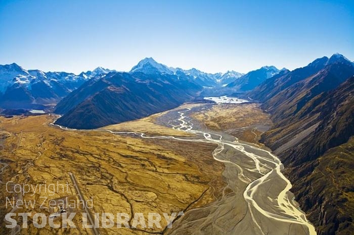 Aerial;Lake Pukaki;South Canterbury;Canterbury;Mount Cook;Mt Cook;Tasman Glacier;Tasman River;airfield;airport;SH 80;State Highway 80