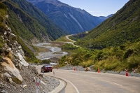 Arthurs_Pass_Route_Canterbury;mountains;hills;Lakes;Waimakariri_River;tussock_gr