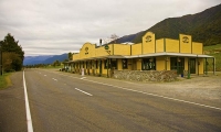 Arthurs_Pass_Route;West_Coast;mountains;hills;Lakes;tussock_grass;tussock;bush;n