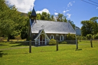 Banks_Peninsula;Canterbury;Green_Paddocks;green_fields;bush;native;forrest;frenc