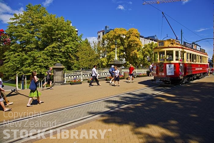 Christchurch;Canterbury;high rise;Heritage Museum;fashion outlets;Library;Art Gallery;boating;golden sands;Pacific Ocean;Avon River;New Brighton;South Shore;St Albans;Richmond;Avonside;Linwood;Addington;Papanui;Sockburn;Sydenham;Spreyden;Woolston;Opawa;pedestrians;Tram;gridge;Tram tracks;tracks