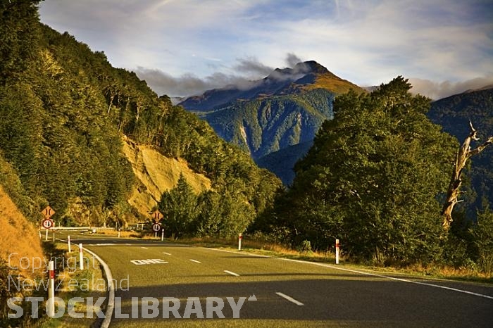 Lewis Pass Route;Buller;West Coast Canterbury;Hope River;Waiau river;Boyle river;Libretto Range;Lake Sumner forest Park;Poplars RangeHanmer Forest Park;State Highway 7;Freyberg Range;Lewis Pass scenic Reserve;mountains;bush;native forrest;valleys;steep valleys;Lewis Pass Summit;Lewis Pass;Summit