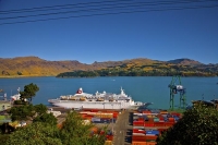 Lyttelton;Canterbury;Lyttelton_Harbour;Banks_Peninsula;Diamond_Harbour;Dry_dock;