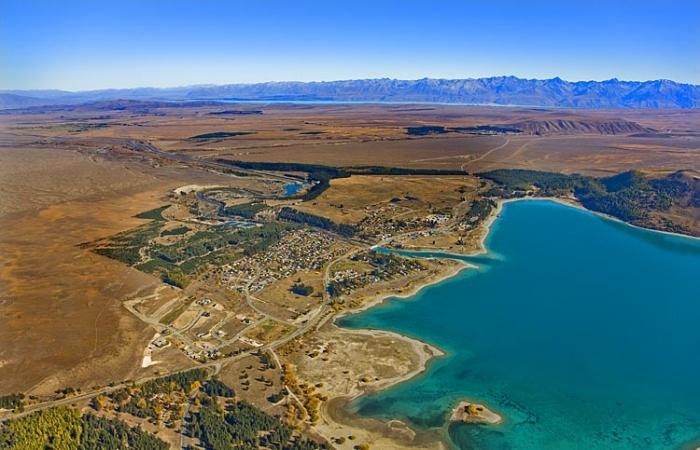 Aerial;Lake Tekapo;South Canterbury;Canterbury;LakeTekapo township;Lake Pukaki;hydro generated electricity;hydro electricity