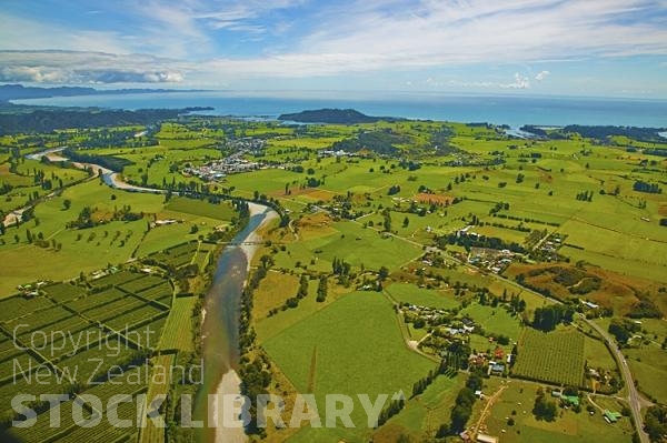 Aerial;Takaka;Golden Bay;hills;rivers;Road;bush;native forrest;green fields;green paddocks;lakes;blue sky;cattle;agriculture;dairy farming;state highway 60;Takaka River