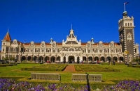 Dunedin;Otago;university_city;university;harbour;golden_sands;gothic_buildings;H