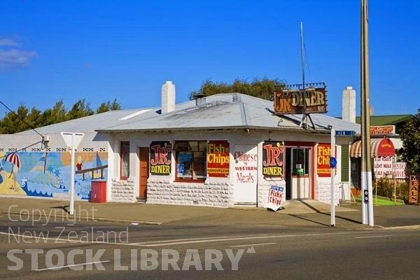 Oamaru;harbour;Heritage Museum;law courts;Station;Train Station;neo-classical buildings;penguins;churches;church;J R's Diner