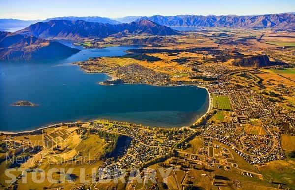 Aerial;Wanaka;Otago;lake Wanaka;Clutha River;Hawea River;Iron Mountain;airport;Cardrona;Roys peninsula;Wanaka;Town;vineyards;waterfront;Harbour