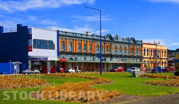 Bluff;Southland;neo-classical buildings;lamp posts