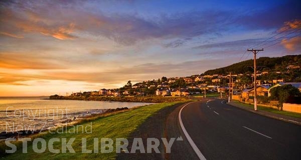 Bluff;Southland;Bluff Wakes;dawn;early light;sunrise