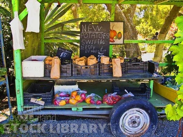 Motueka;Moutere;Mapua;Tasman Bay;Mapua;produce stall