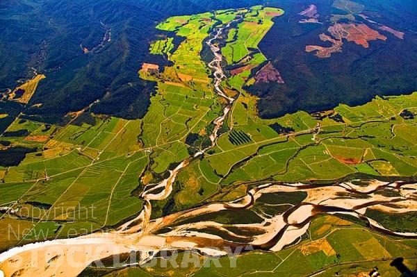 Aerial;Greymouth;West Coast;State Highway 6;mountains;valleys;Grey river;Tasman Sea;The Grey River;Ahaura