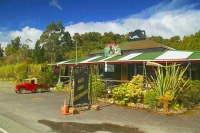 Haast_to_Hokitika;West_Coast;mountains;valleys;river;Tasman_Sea;State_highway_6;