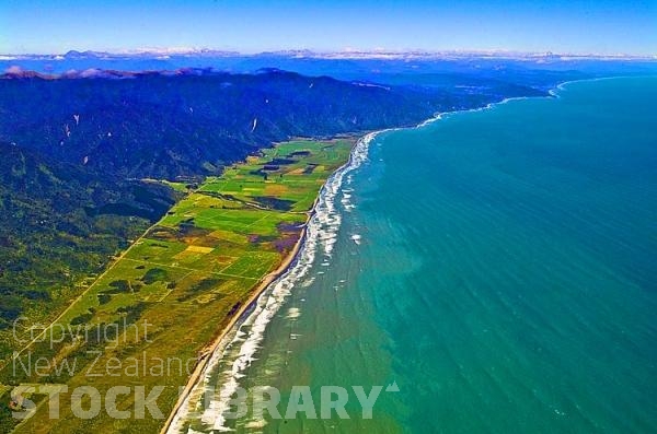 Aerial;Punakaiki Coast;West Coast;Highway 6;mountains;valleys;Pororari river;Tasman Sea;Pakiroa Beach;Nikau Palms;Punakaiki;Barrytown