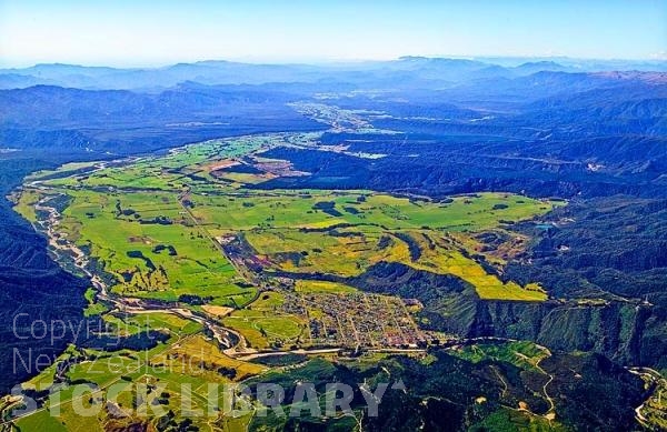 Aerial;Reefton;West Coast;mountains;valleys;Inangahua River;Grey Valley