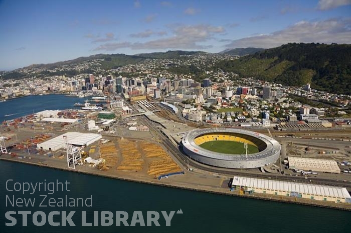 Aerial-Wellington-Wharf-containers-cranes-sheds-storage sheds-caketin
