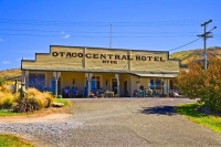 Hyde;Otago;Rail_trail;Hyde_Hotel;Otago_Central_Hotel;al_fresco_eating;out_door_e